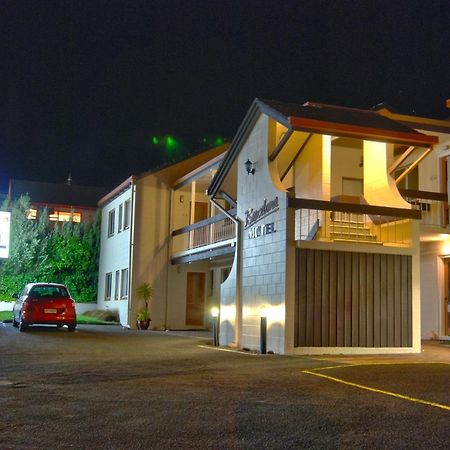 Barcelona Motel Tauposee Exterior foto